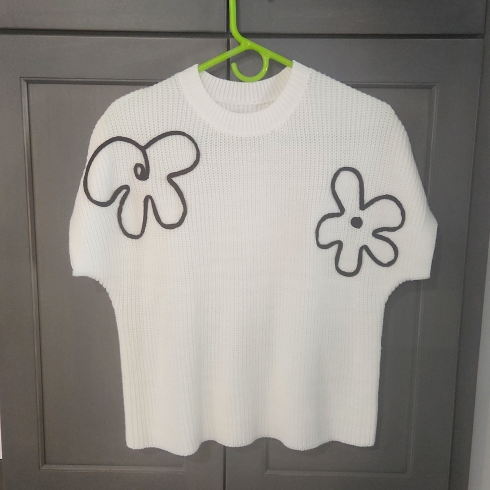 Ladies sweater